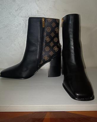 Stivaletti da donna Guess York