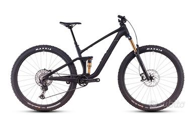 Cube stereo one 44 race
