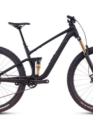 Cube stereo one 44 race