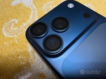 Iphone 17 Pro 256gb, colore blu profondo.