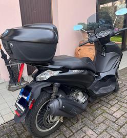 Scooter Beverly Police 300