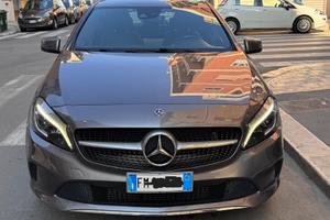 MERCEDES CLASSE A 180 CDI AUT COME NUOVA