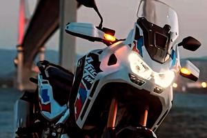 africa twin adventure sport  nuovissima  garanzia