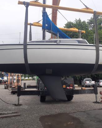 Barca a vela COMET 800 Lago Maggiore