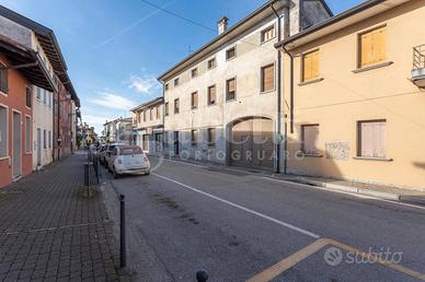 Villa a schiera Teglio Veneto [26VRG]