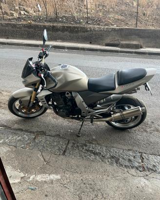 Kawasaki z1000 perfetta in tutto