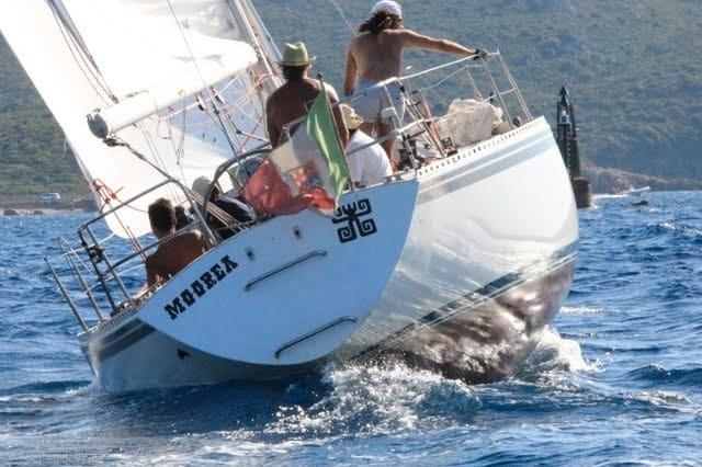 Barca a vela da regata-crociera