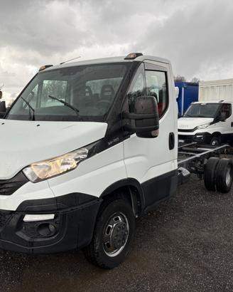 Iveco daily 35c18 passo 3750