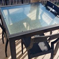 Tavolo 4/6 persone e sedie