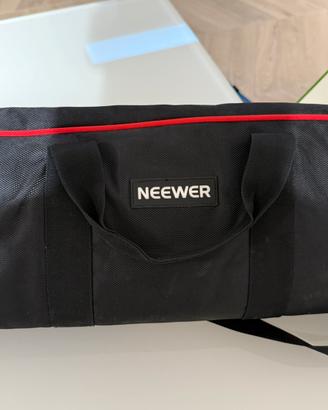 Treppiede video e foto Neewer