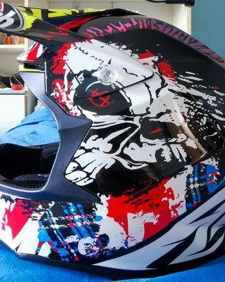 Casco airoh twist crazy black gloss