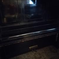 pianoforte verticale 