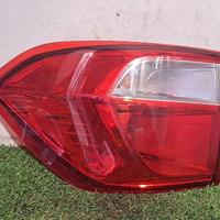STOP FANALE POSTERIORE SINISTRO FORD EcoSport Seri