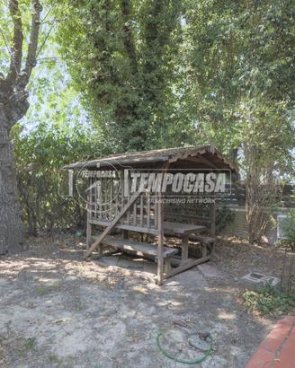 V300C- VILLETTA A SCHIERA CON GIARDINO PRIVATO