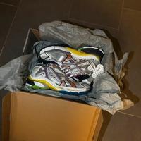 Balenciaga Sneakers Runer Grigio e Argento