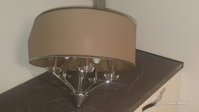 Lampadario e lumi moderni da camera da letto