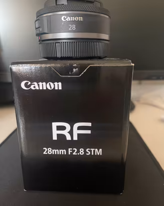 Canon RF 28mm  F2.8 STM