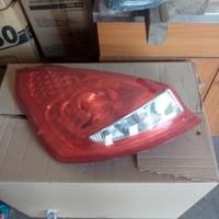 Fanalino posteriore sinistro Ford fiesta
