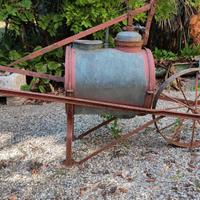 carriola irroratrice in rame 