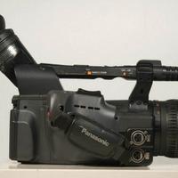Panasonic AG-HMC151E Professionale – Kit Completo 