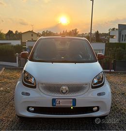 SMART CABRIO AUTOMATICA NEOPATENTATI