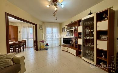 Appartamento a Caserta Via Dario Russo 4 locali