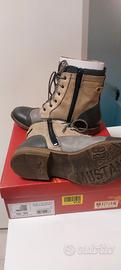 stivaletto Mustang TG 39