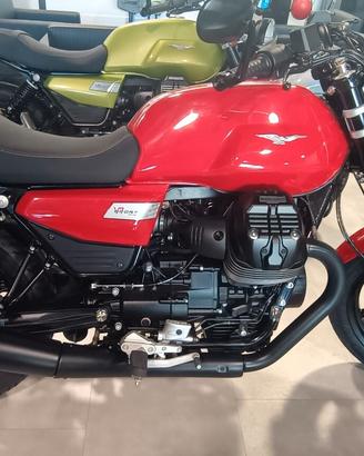Moto Guzzi V7 Sport Rossa €5 +