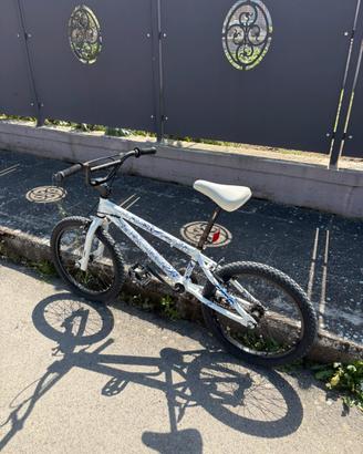 Bmx UMF Limited edition