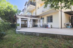 TRILOCALE CON GIARDINO A SANT'ANDREA IN CASALE