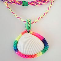 Collana macramè conchiglia bianca