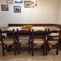 Arredamento taverna in legno di pino