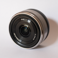 Sony 16mm f2.8