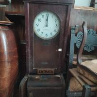 Antico orologio in noce  Funzionante
