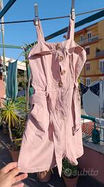 Vestitino a salopette con pantaloncini corti