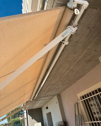 Tenda estensibile a bracci manuale colore grigio