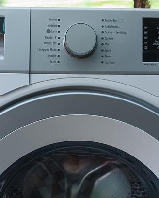Lavatrice Smeg 7kg 1200giri. 
