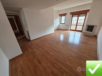 Ampio Appartamento Con Posto Auto Sant'Antonio