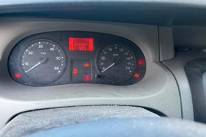 Renault trafic  2500 ice 84 kw MOTORE ROTTO.