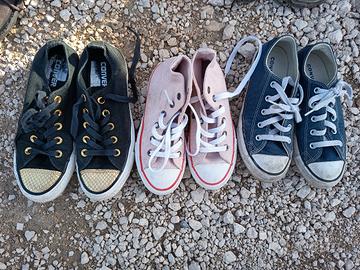 Tre paia di converse