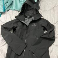 Giacca Arc'teryx Goretex da uomo taglia L nera