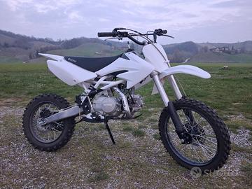 NITRO PIT BIKE ENDURO CROSS 125 4T