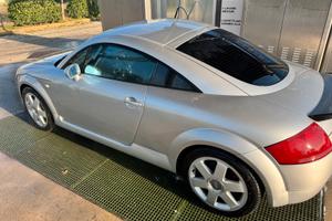 Audi TT mk1 225cv quattro
