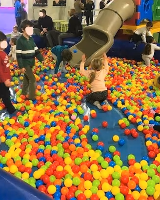 Fabbrica di Giochi per Sale Feste e Ludoteche