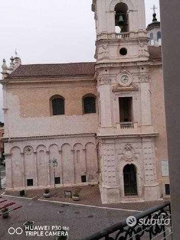 3vani, centro storico, con vista sulla cattedrale