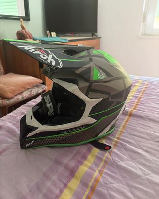 Casco Airoh