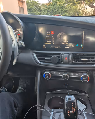 Alfa Romeo Giulia AT8Super 2.2 150CV-FULL OPTIONAL