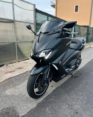 Tmax 560