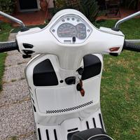 vespa gts 300 super sport