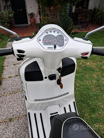 vespa gts 300 super sport